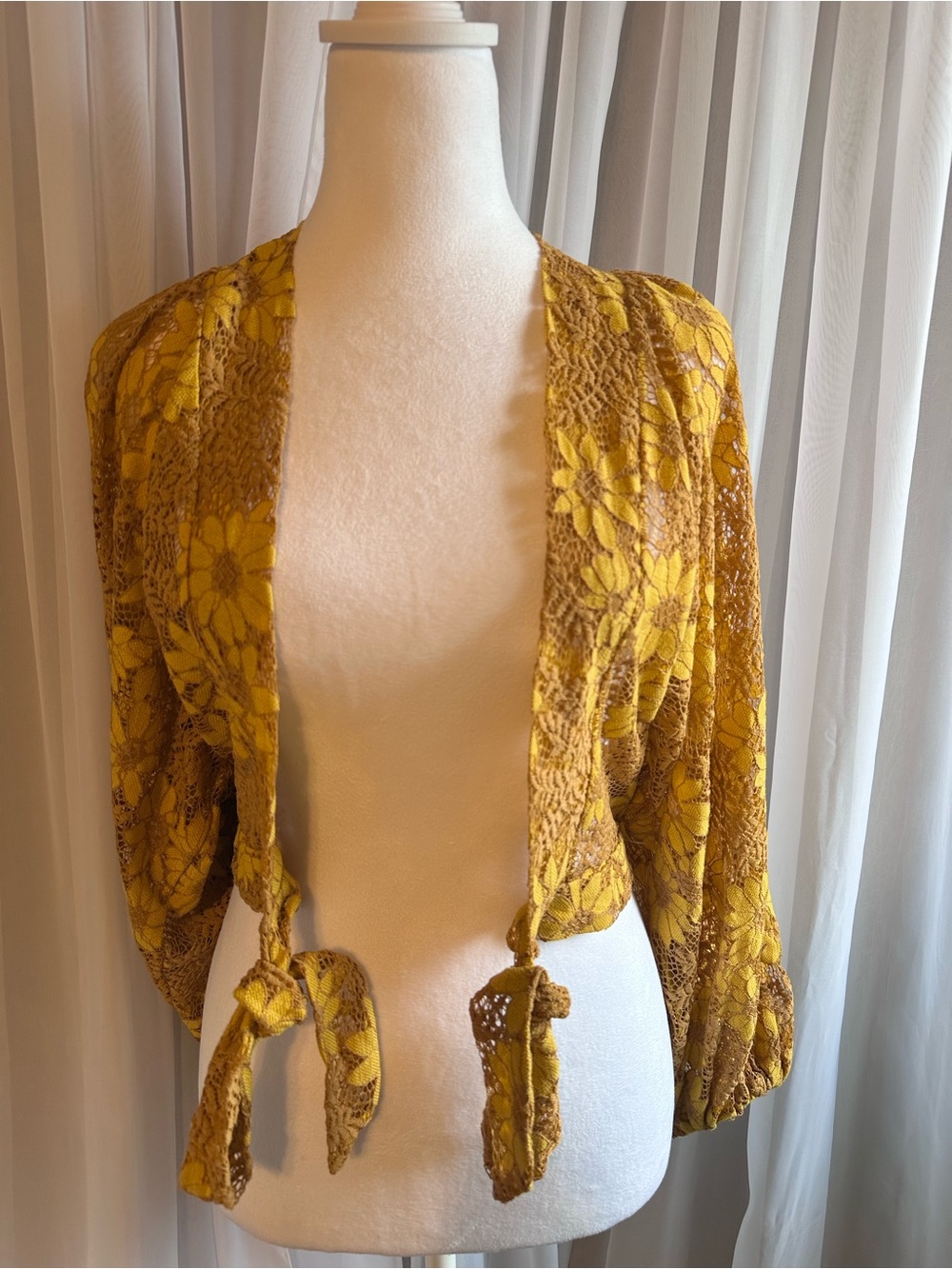 Hyfve Goldenrod Sheer Floral Cropped Lace Boho Tie-Front Top Shrug Size XS - Picture 10 of 13